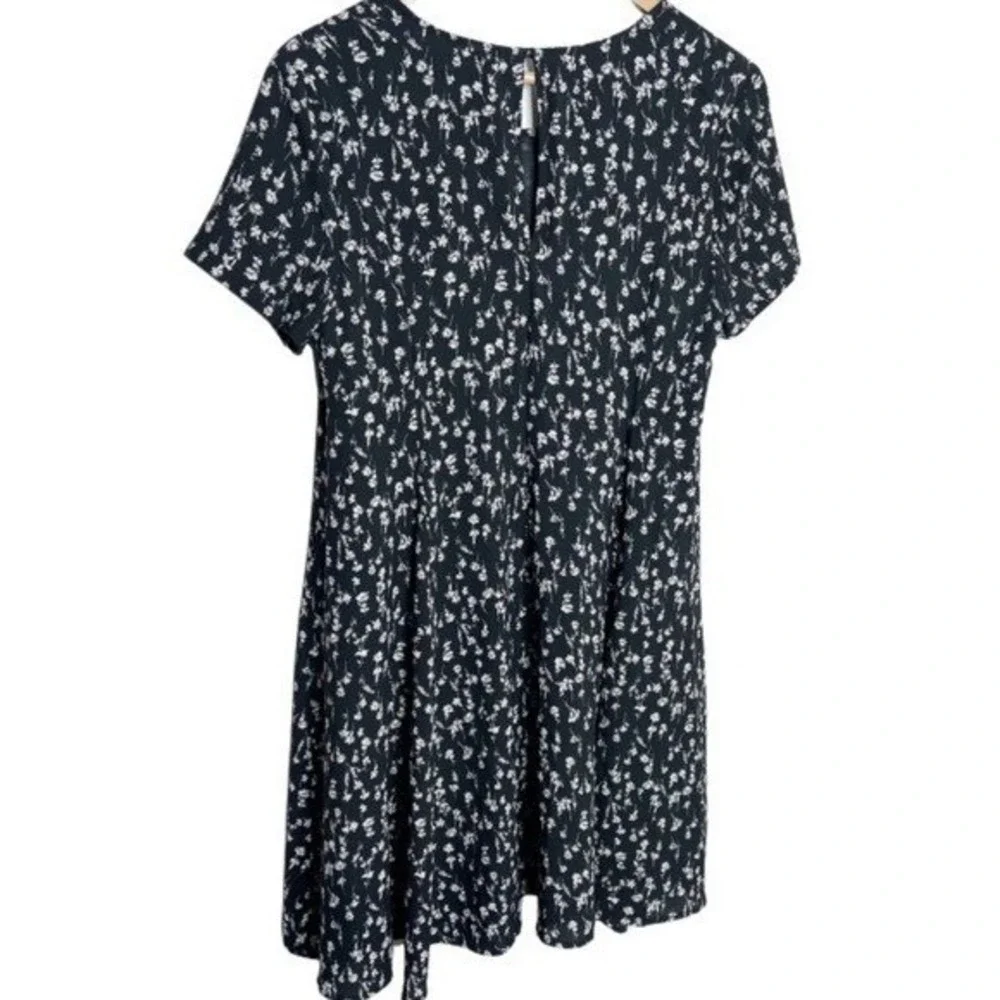 Lush Womens Black Floral Sprig Short Sleeve Keyhole Shift Dress Summer Size M‎